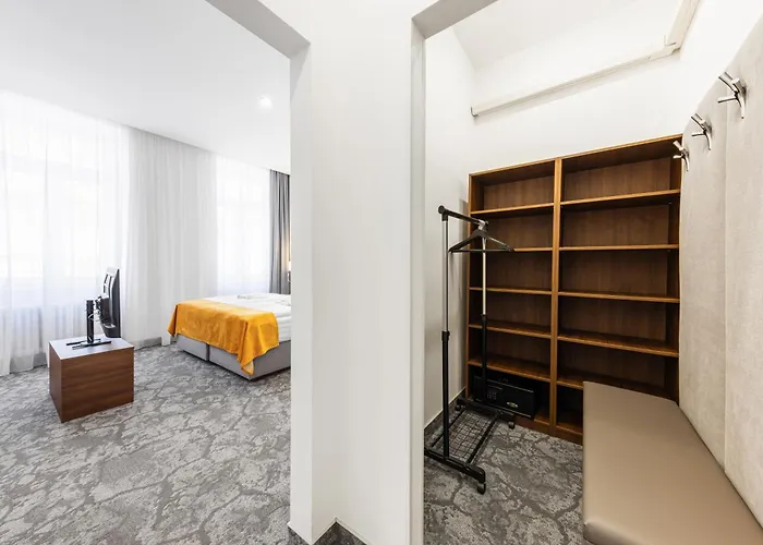 A1 Royal Plaza Otel 3*