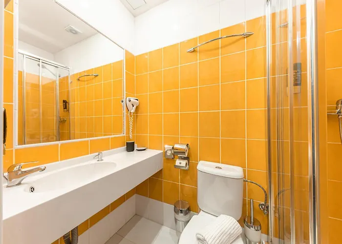 A1 Royal Plaza Otel 3*