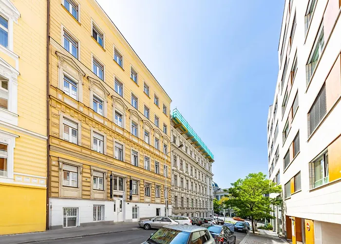 A1 Royal Plaza Otel 3*