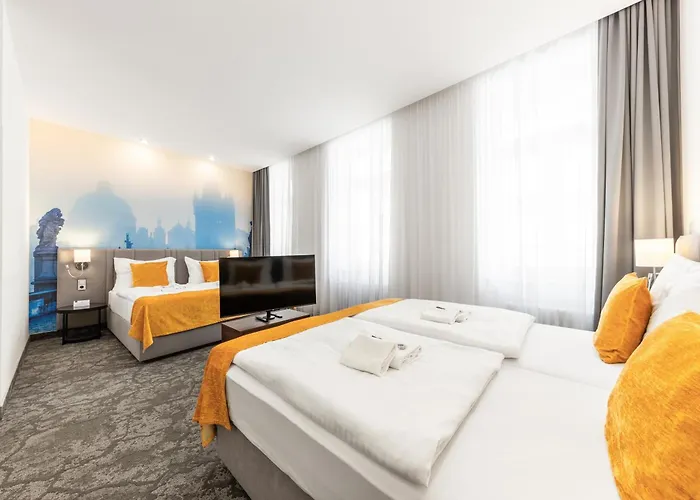 A1 Royal Plaza 3*