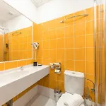 A1 Royal Plaza מלון 3*