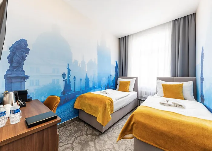 A1 Royal Plaza מלון